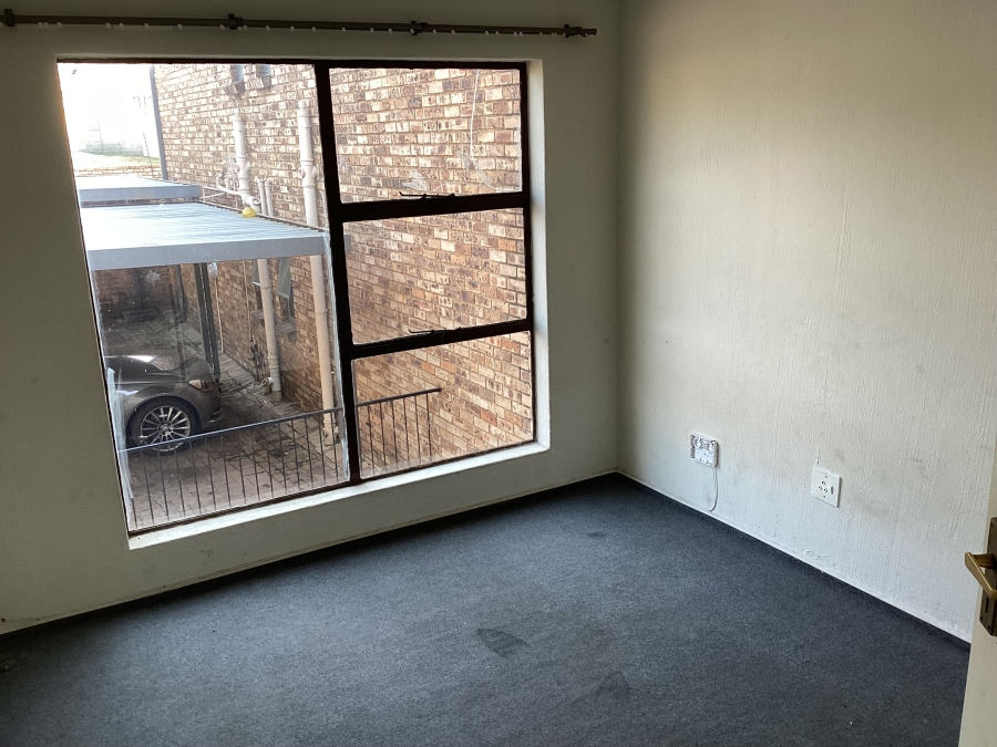 2 Bedroom Property for Sale in Northwold Gauteng