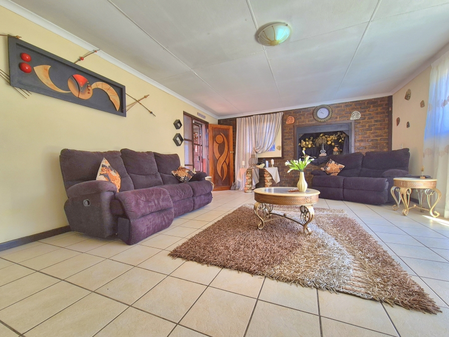 3 Bedroom Property for Sale in Brakpan Central Gauteng