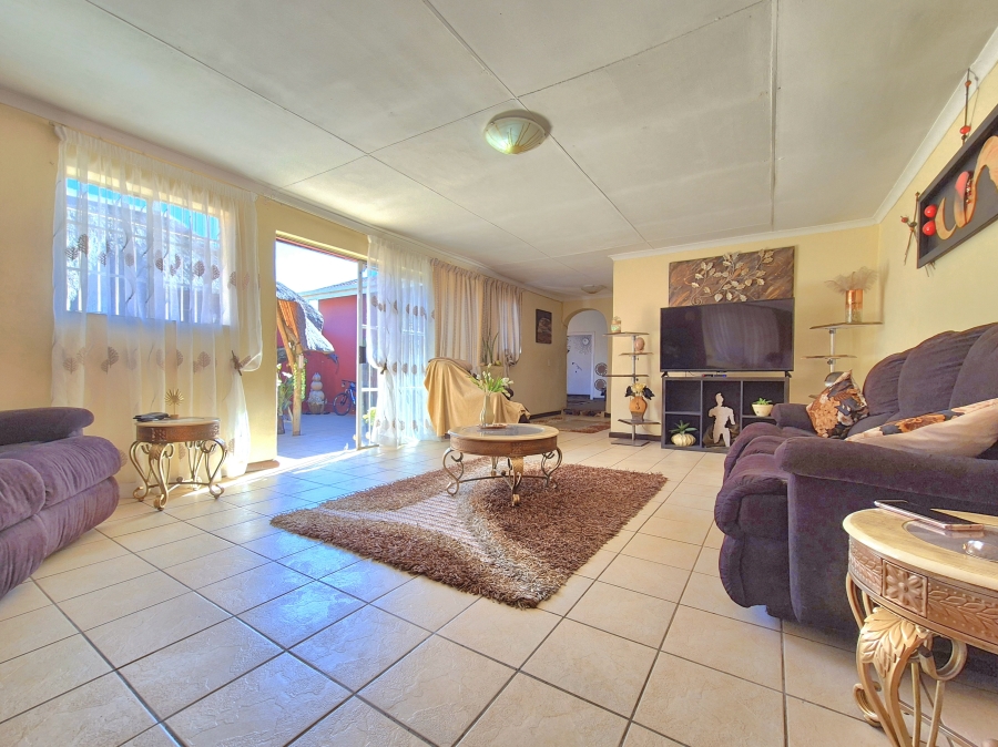 3 Bedroom Property for Sale in Brakpan Central Gauteng