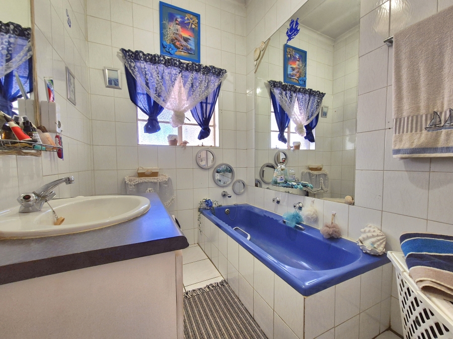 3 Bedroom Property for Sale in Brakpan Central Gauteng
