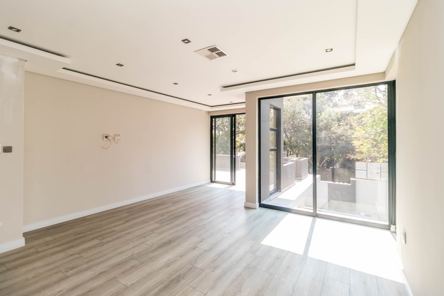 To Let 4 Bedroom Property for Rent in Morningside Gauteng