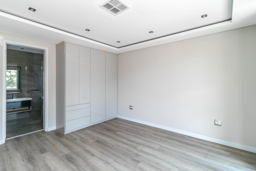 To Let 4 Bedroom Property for Rent in Morningside Gauteng