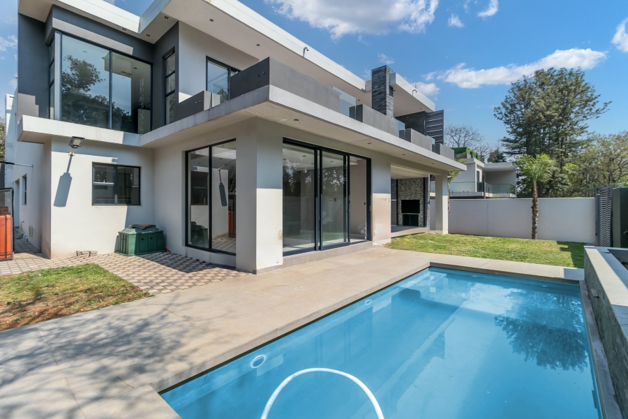 To Let 4 Bedroom Property for Rent in Morningside Gauteng