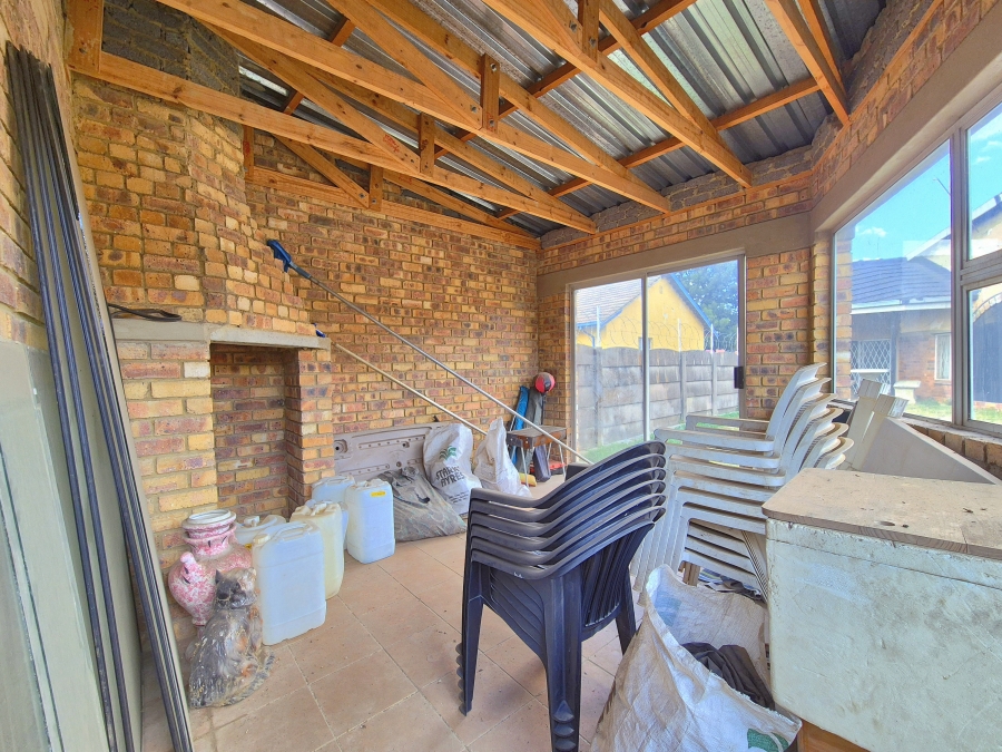4 Bedroom Property for Sale in Van Dyk Park Gauteng