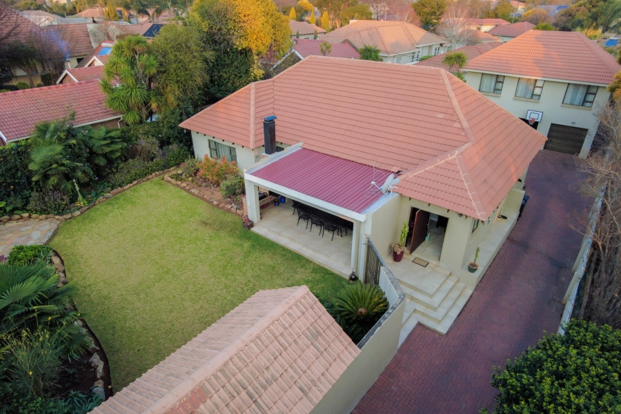 4 Bedroom Property for Sale in Dunvegan Gauteng