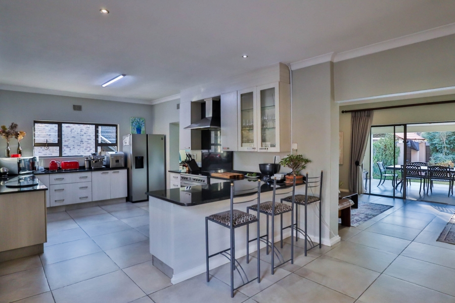 4 Bedroom Property for Sale in Dunvegan Gauteng