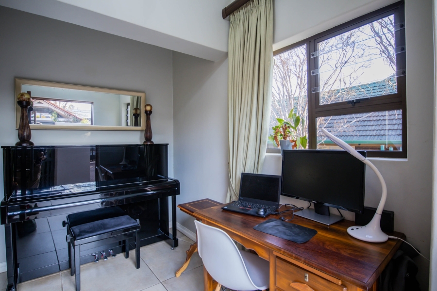 4 Bedroom Property for Sale in Dunvegan Gauteng