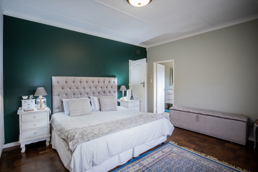 4 Bedroom Property for Sale in Dunvegan Gauteng