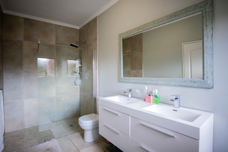 4 Bedroom Property for Sale in Dunvegan Gauteng