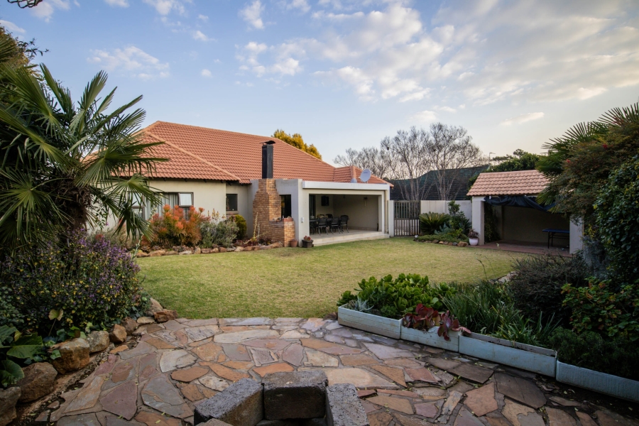 4 Bedroom Property for Sale in Dunvegan Gauteng