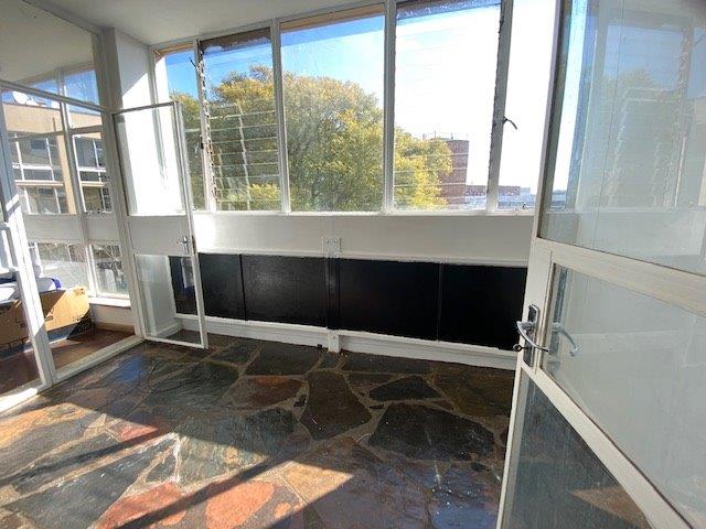 To Let 1 Bedroom Property for Rent in Houghton Estate Gauteng