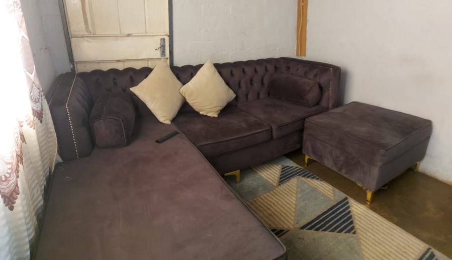 2 Bedroom Property for Sale in Daveyton Gauteng
