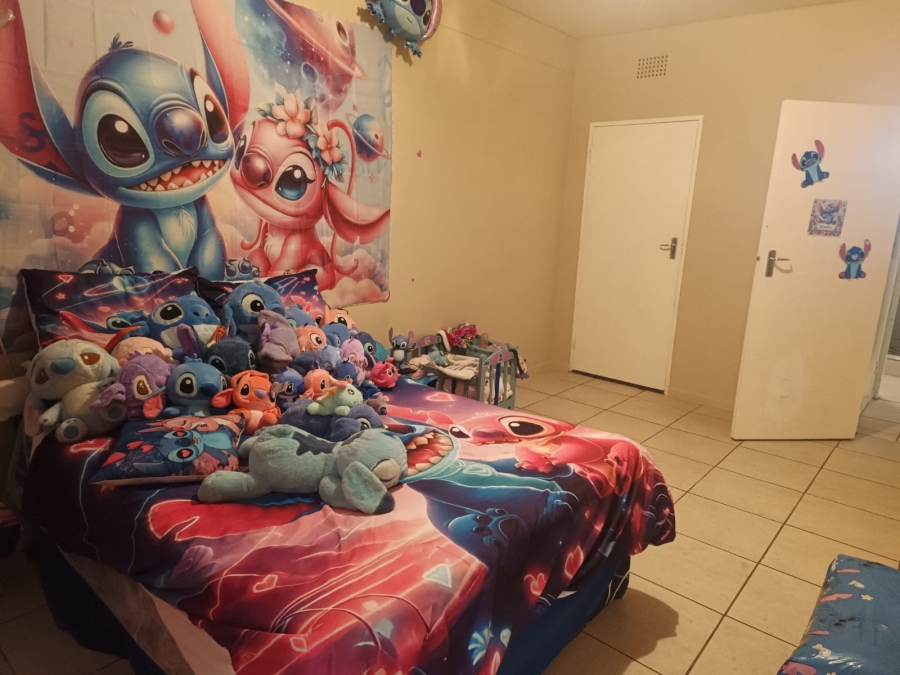 2 Bedroom Property for Sale in Greenhills Gauteng