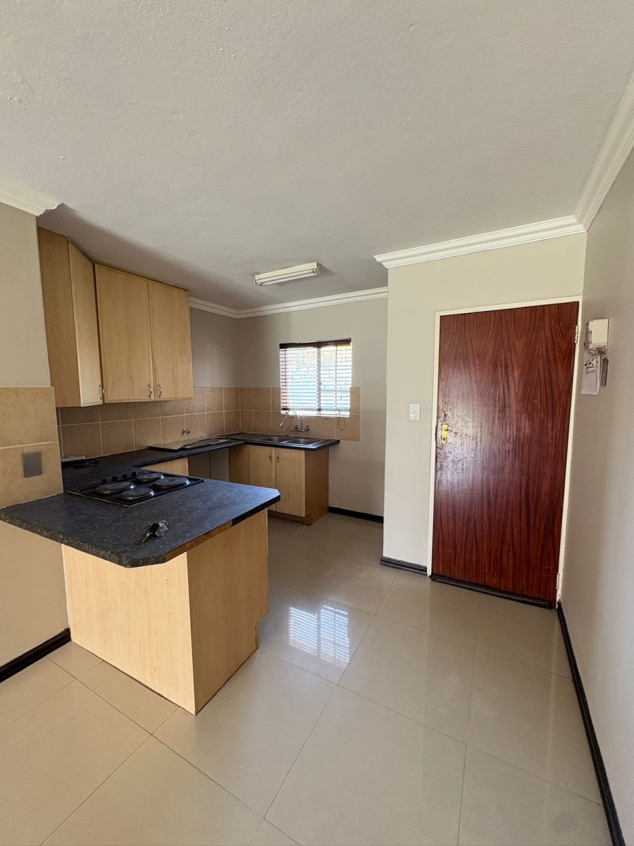 2 Bedroom Property for Sale in Allandale Gauteng