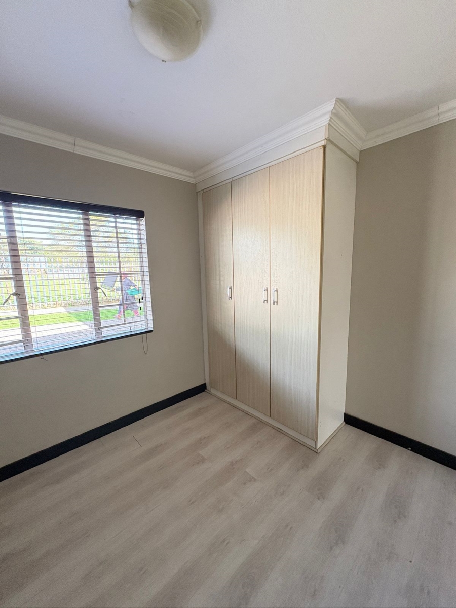 2 Bedroom Property for Sale in Allandale Gauteng