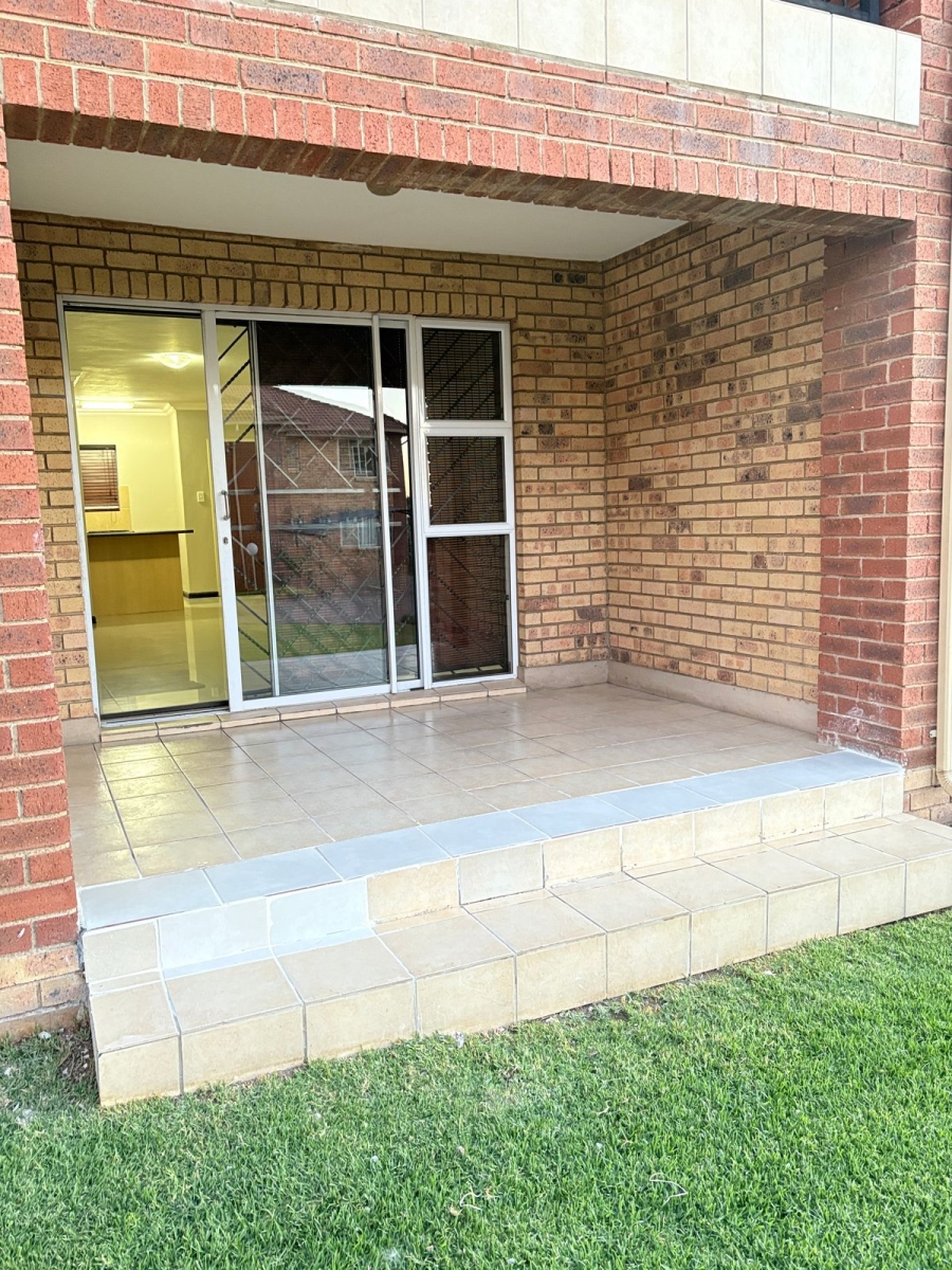 2 Bedroom Property for Sale in Allandale Gauteng