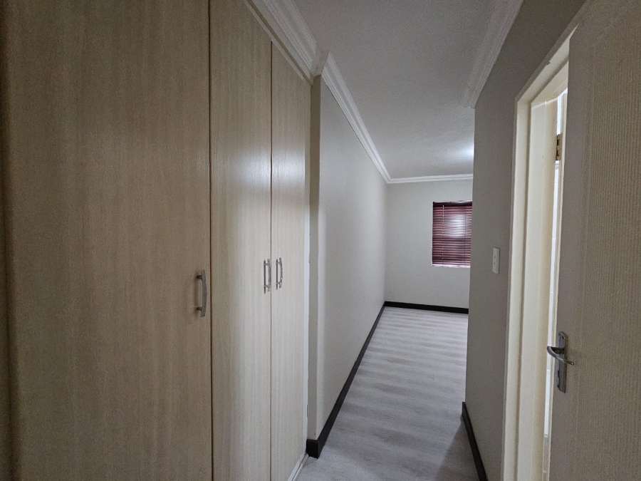 2 Bedroom Property for Sale in Allandale Gauteng