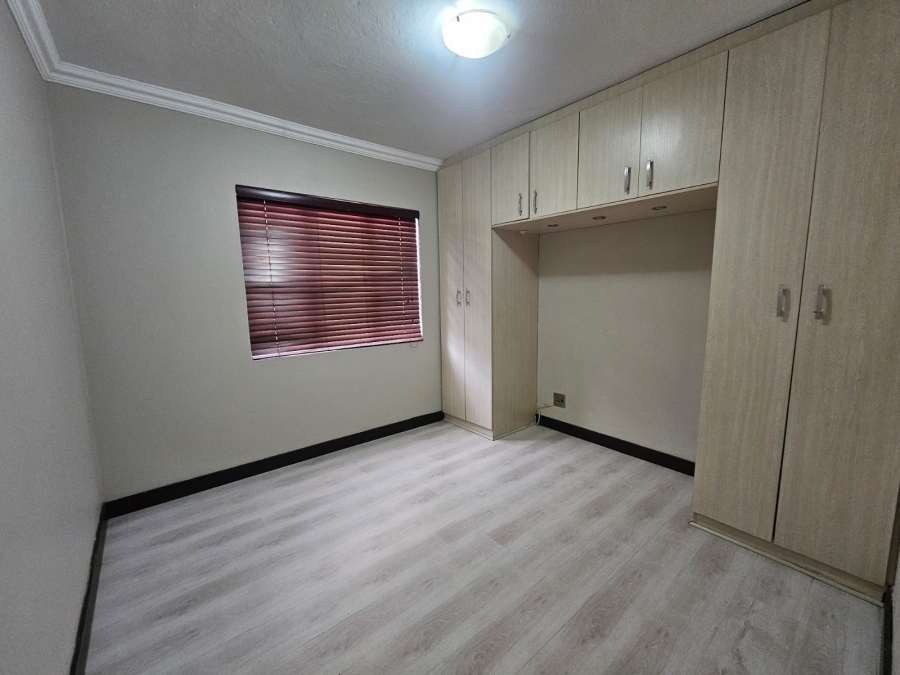 2 Bedroom Property for Sale in Allandale Gauteng