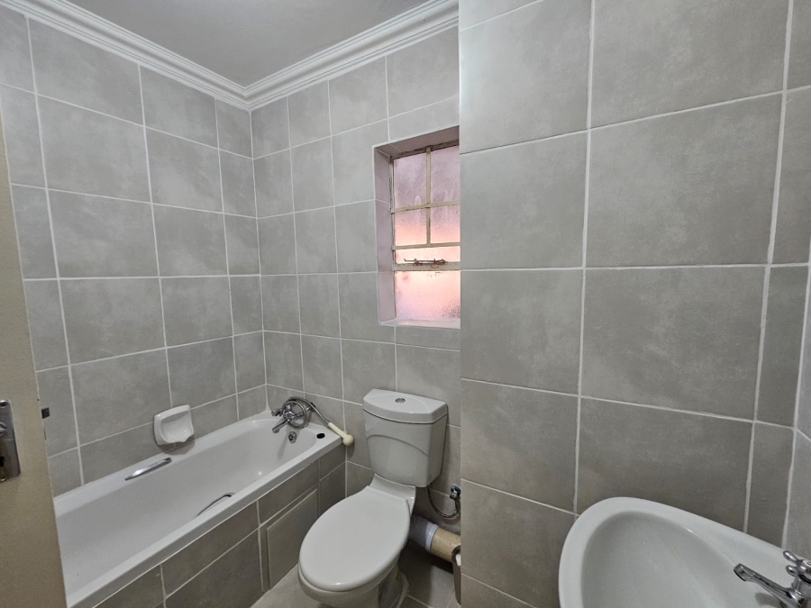 2 Bedroom Property for Sale in Allandale Gauteng