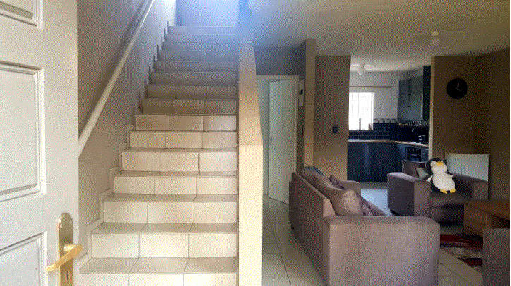 2 Bedroom Property for Sale in Weltevreden Park Gauteng