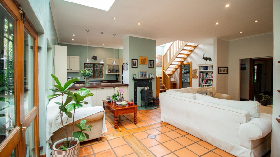 6 Bedroom Property for Sale in Kensington Gauteng