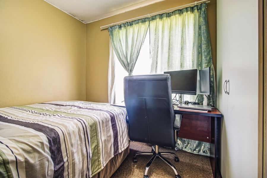 2 Bedroom Property for Sale in Birchleigh Gauteng