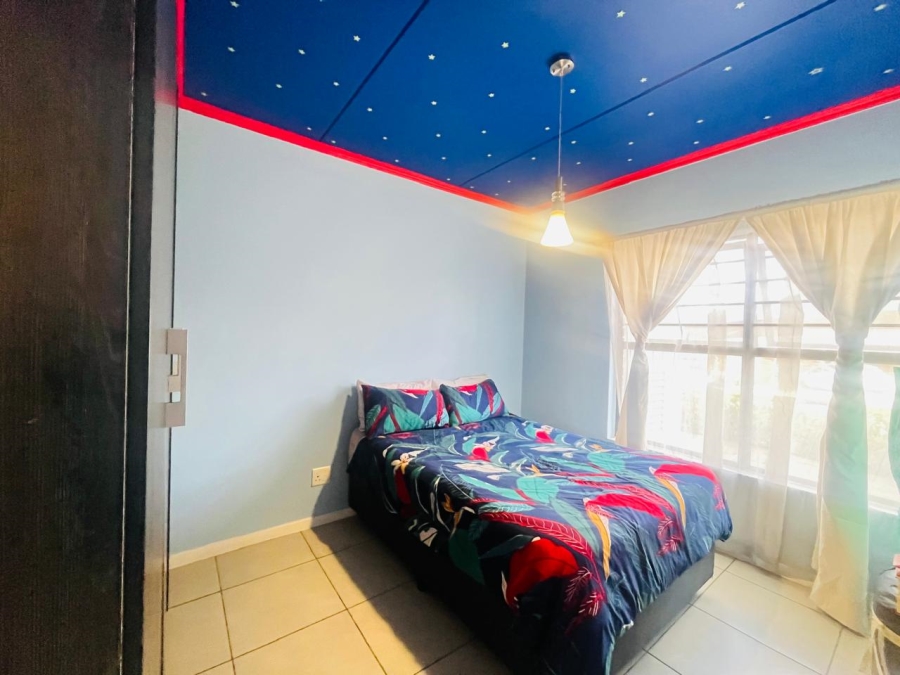 To Let 3 Bedroom Property for Rent in Olivedale Gauteng