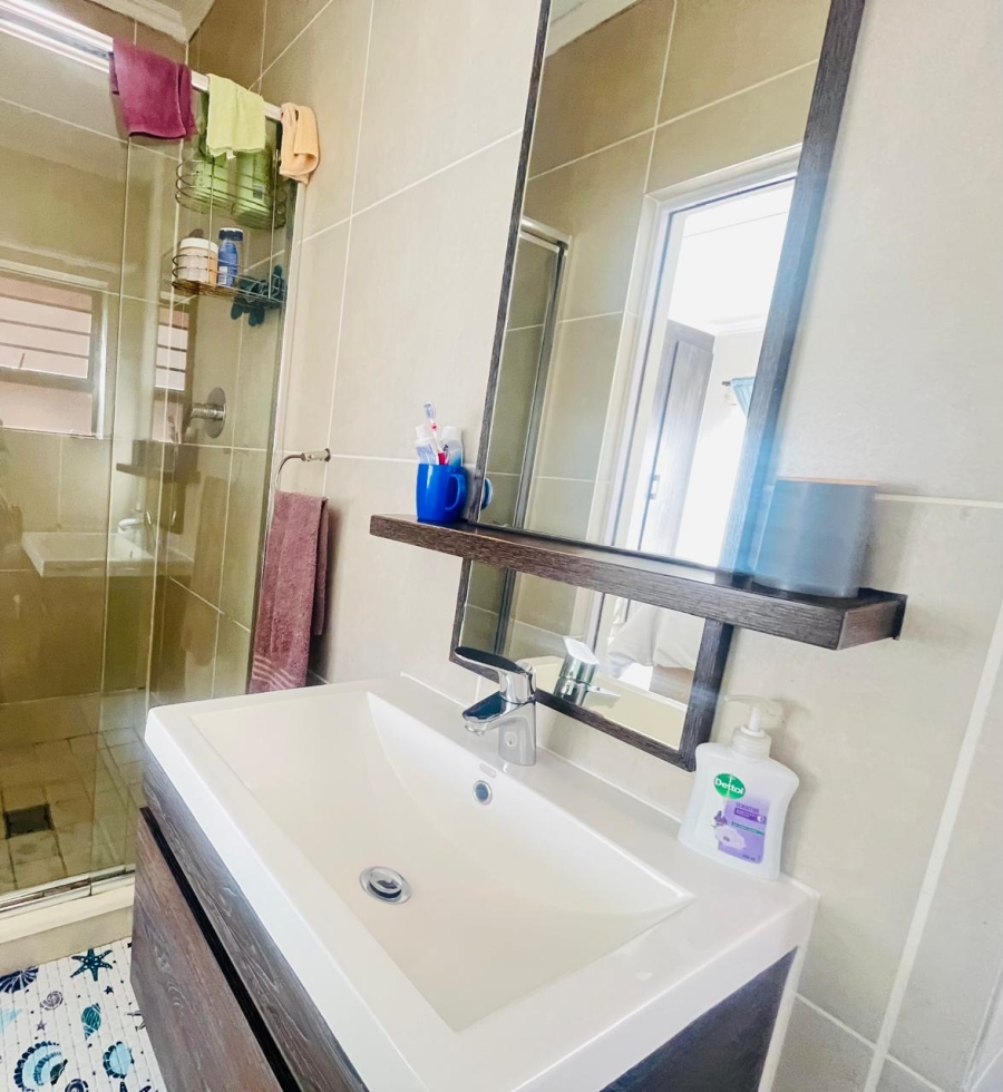 To Let 3 Bedroom Property for Rent in Olivedale Gauteng