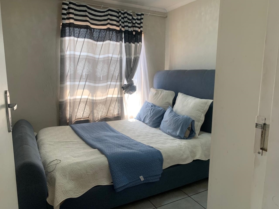 3 Bedroom Property for Sale in Protea Glen Gauteng