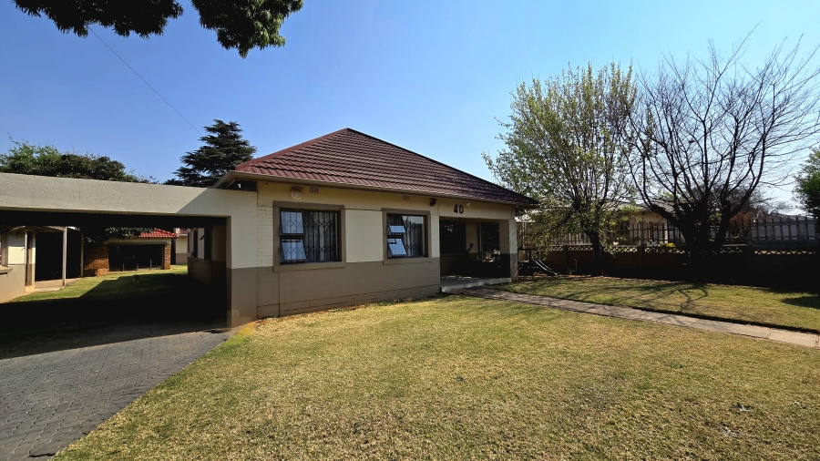 3 Bedroom Property for Sale in Discovery Gauteng