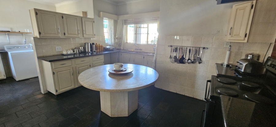9 Bedroom Property for Sale in Morning Hill Gauteng
