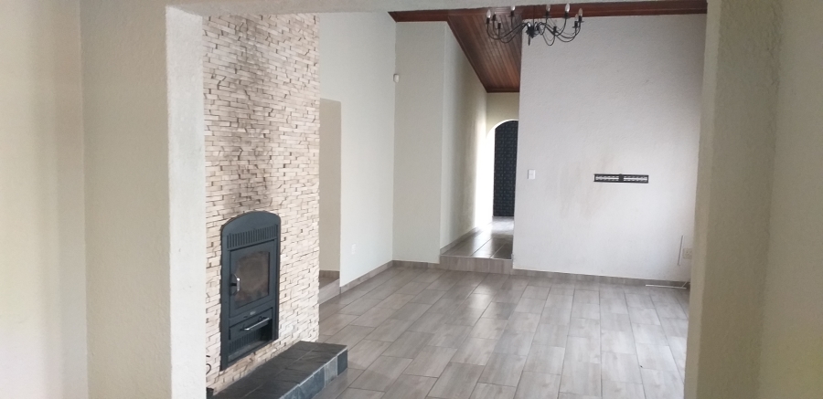 4 Bedroom Property for Sale in Farrarmere Gauteng