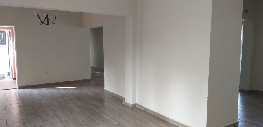 4 Bedroom Property for Sale in Farrarmere Gauteng