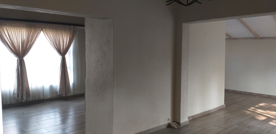 4 Bedroom Property for Sale in Farrarmere Gauteng