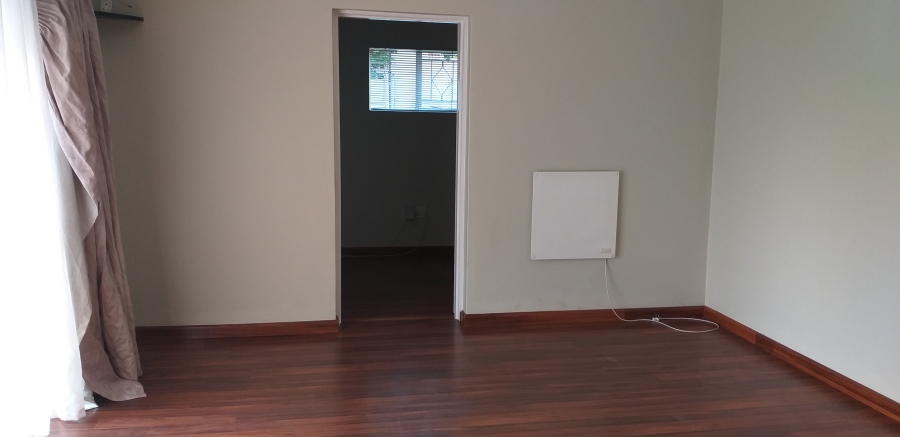 4 Bedroom Property for Sale in Farrarmere Gauteng