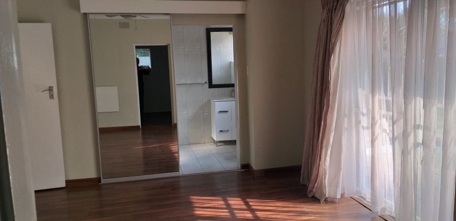 4 Bedroom Property for Sale in Farrarmere Gauteng