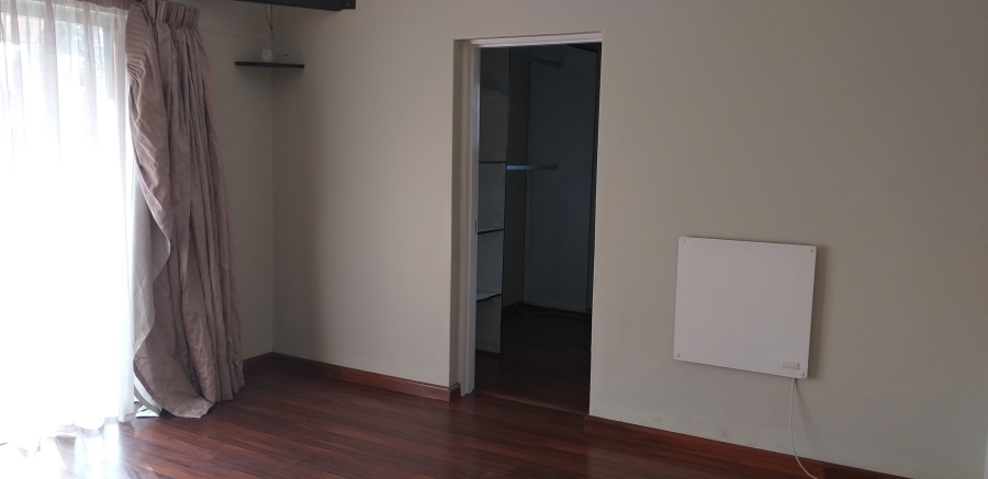 4 Bedroom Property for Sale in Farrarmere Gauteng