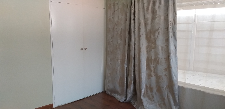 4 Bedroom Property for Sale in Farrarmere Gauteng