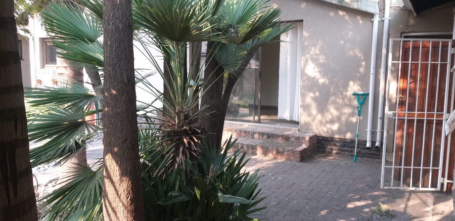 4 Bedroom Property for Sale in Farrarmere Gauteng