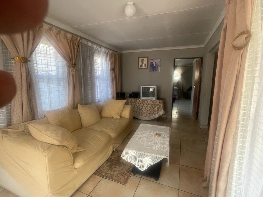 3 Bedroom Property for Sale in Khatamping Gauteng
