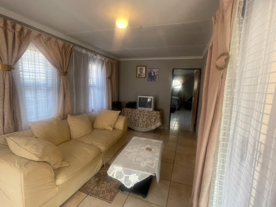 3 Bedroom Property for Sale in Khatamping Gauteng