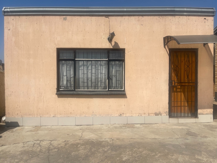 3 Bedroom Property for Sale in Khatamping Gauteng
