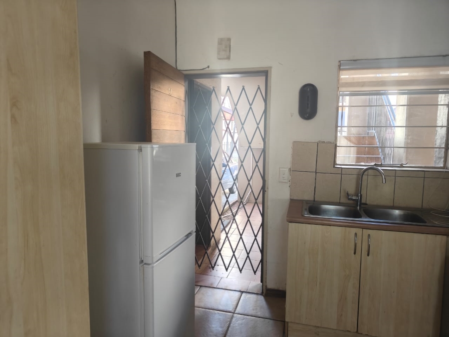 2 Bedroom Property for Sale in Sundowner Gauteng