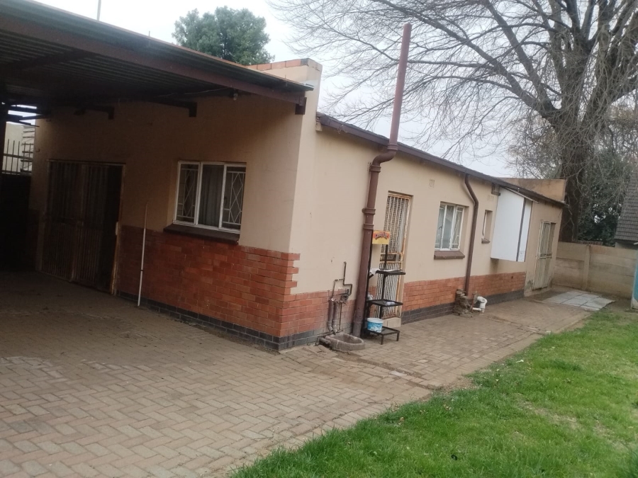 3 Bedroom Property for Sale in Selcourt Gauteng
