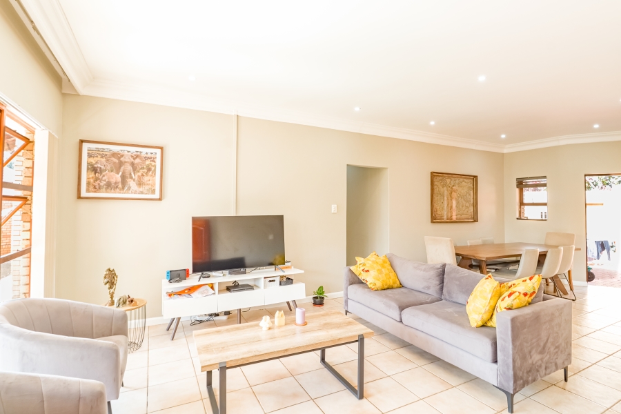 3 Bedroom Property for Sale in Silver Lakes Golf Estate Gauteng