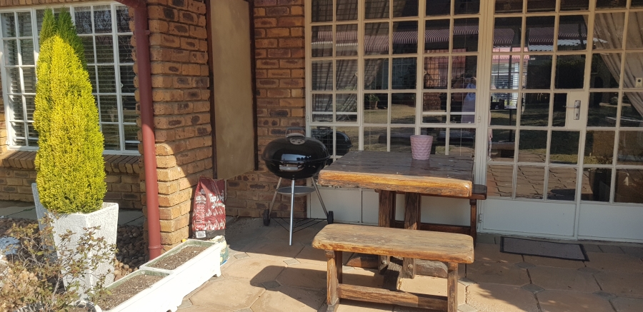 2 Bedroom Property for Sale in Sunair Park Gauteng