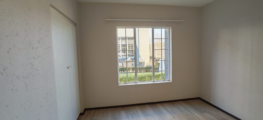 To Let 2 Bedroom Property for Rent in Brentwood Gauteng