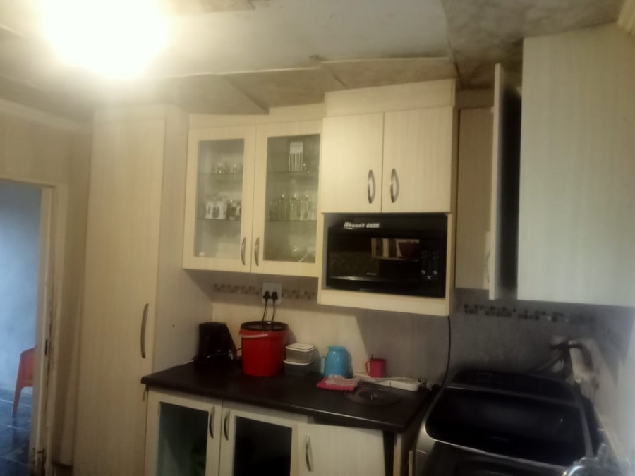 6 Bedroom Property for Sale in Tembisa Central Gauteng