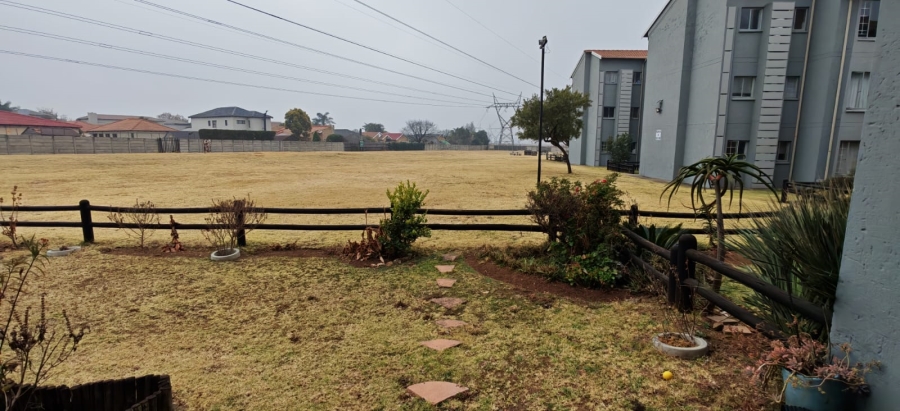 To Let 3 Bedroom Property for Rent in Parkhaven Gauteng