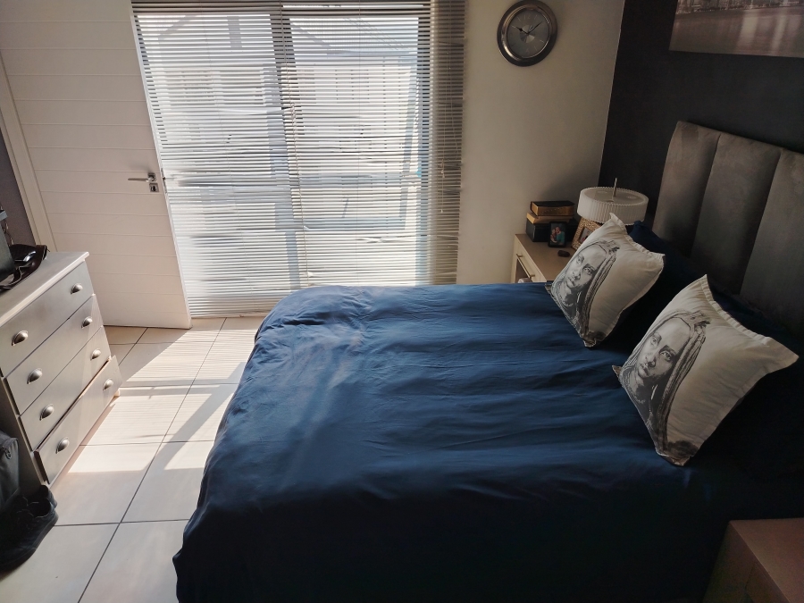 1 Bedroom Property for Sale in Greenstone Hill Gauteng